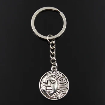 Új Divat Kulcstartó 29x25mm Nap, Hold, a Napsugár Medálok DIY Férfi Ezüst Színű Autó kulcstartó Gyűrű Jogosultja Emlék, Ajándék